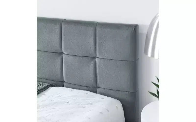 Daybed in Velluto Stile Mid-Century, Divano Letto Imbottito con Base in Legno di Eucalipto e Testiera Trapuntata Queen Size