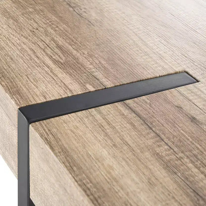 Tavolo da pranzo moderno con piano in legno massello e base in metallo